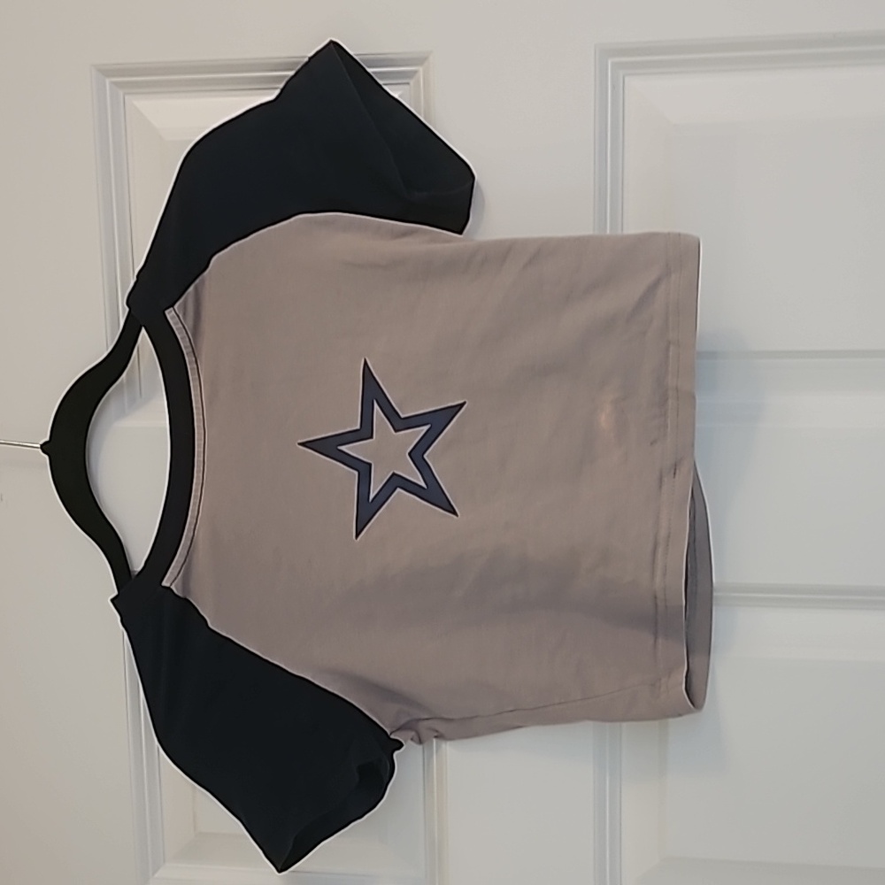Cropped star shirt - Picture 1 of 2